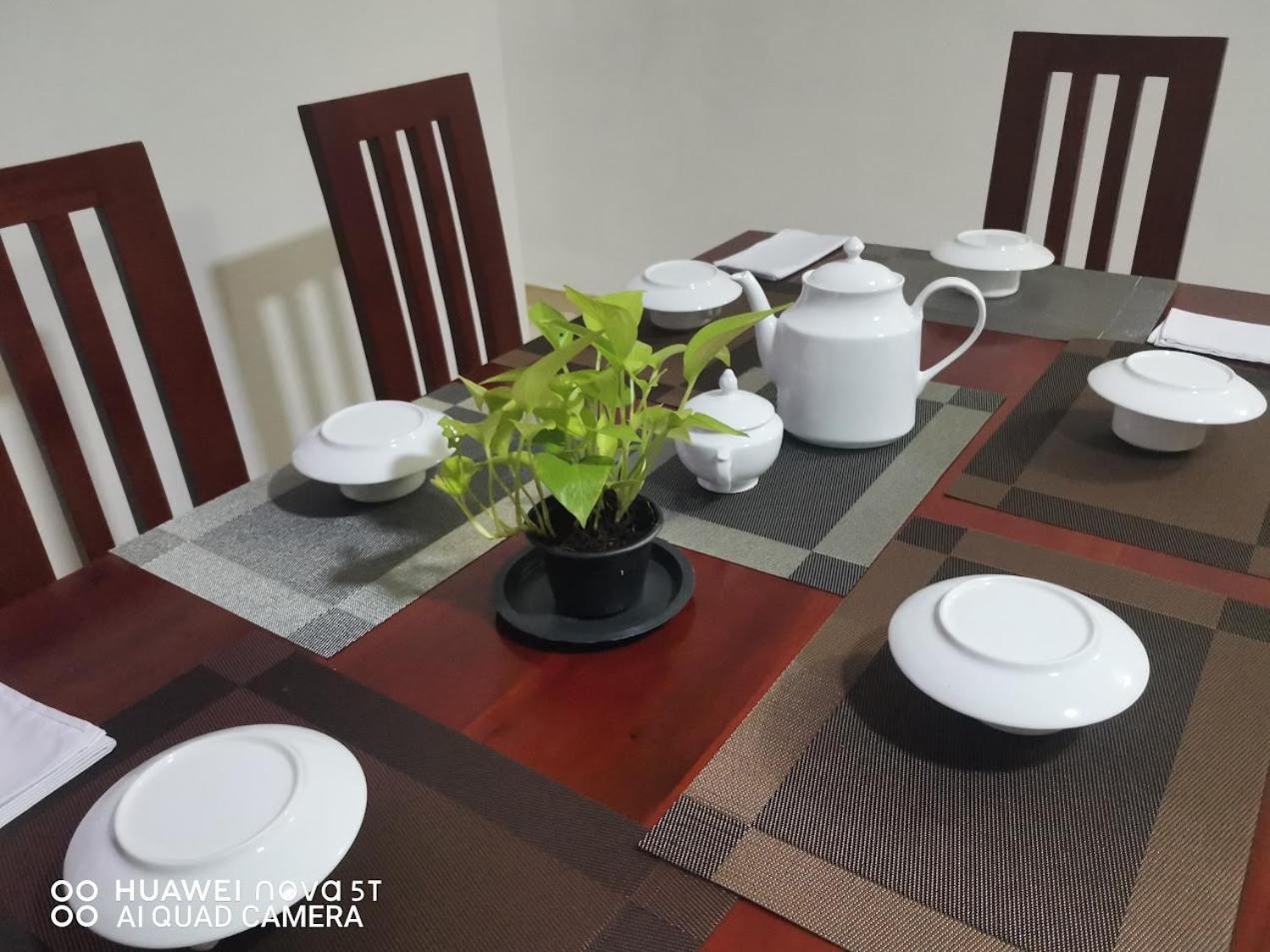 Bee Cottage Negombo Exterior photo